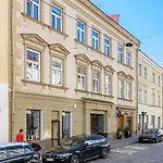 Traku Street Apartment In Vilnius